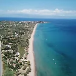 Assini View * Asíni