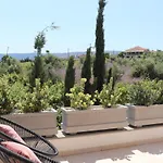 Assini View Lejlighed